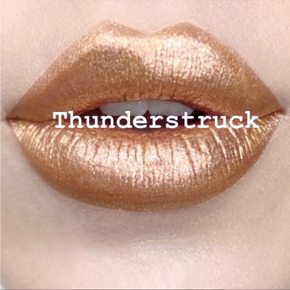 ⚡️👄⚡️• 🐈‍⬛ KVD x Thunderstruck 🐈‍⬛• 💄⚡️💄